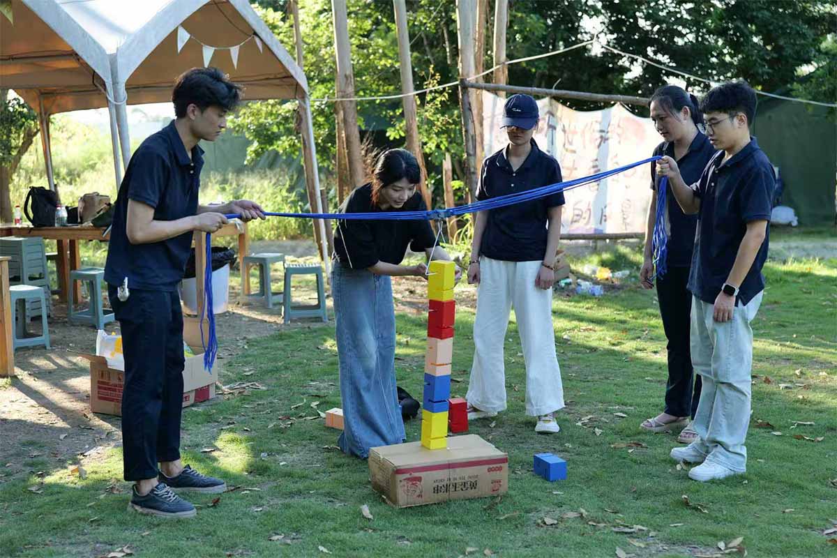 久信达欢乐田园团建:烧烤飘香间,共筑团队情(图2)